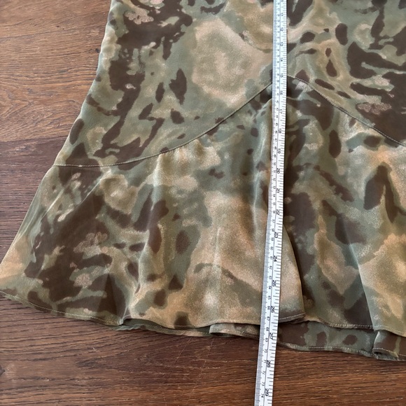 Vintage Y2K Patterned Flared Ruffle A-Line Skirt - Picture 11 of 11